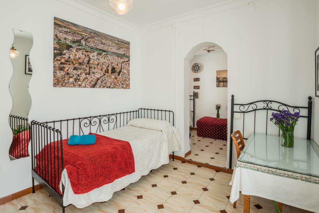 Apartamento Triana Los Remedios Sevilla Eksteriør billede